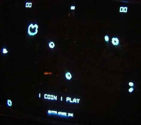 Atari Asteroids Arcade Video Game