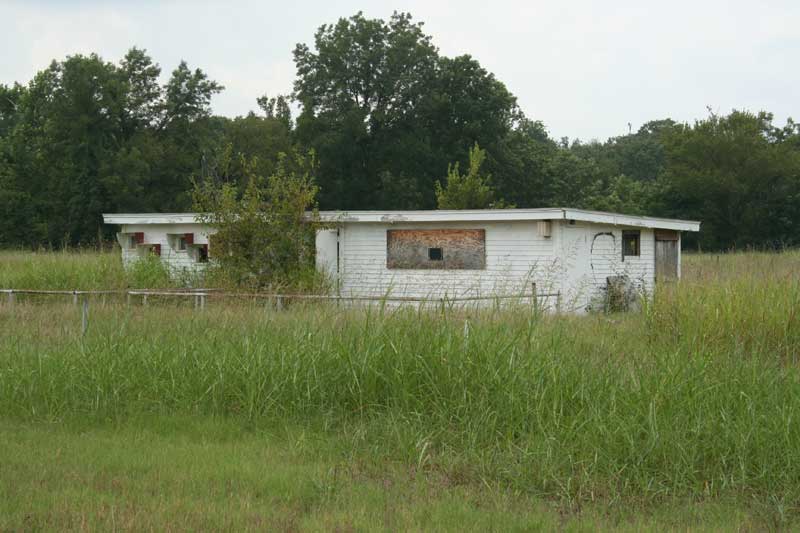 Tee Pee Drive In Movie Theater In Sapulpa, Oklahoma - Photo