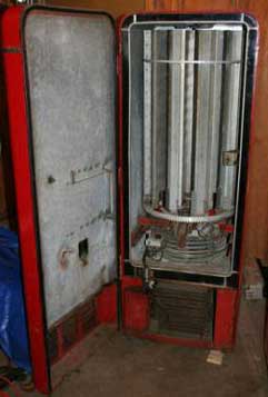 Vendolator VMC 149 Coca-Cola Vending Machine