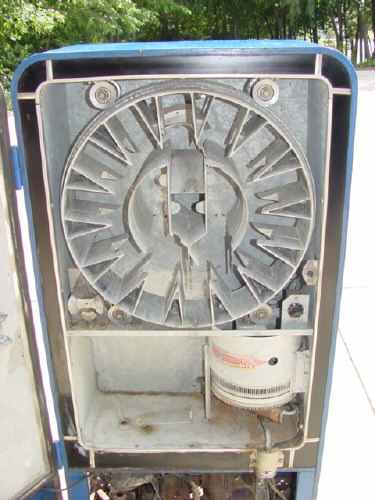 Vendolator VMC 33 Vending Machine - Image