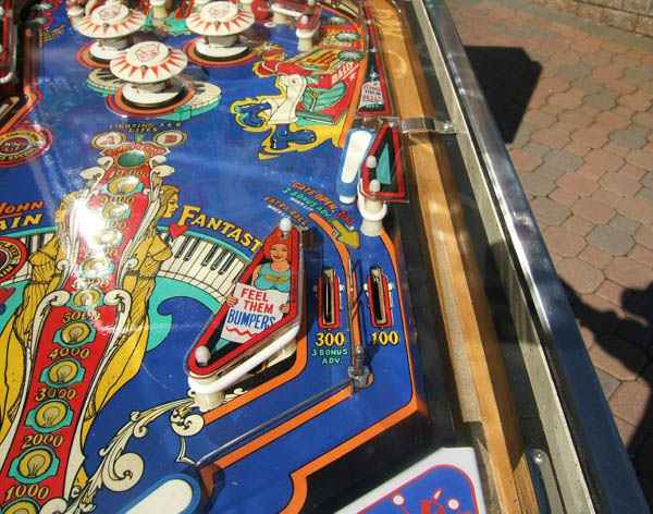 Captain Fantastic - Pinball Machine Image