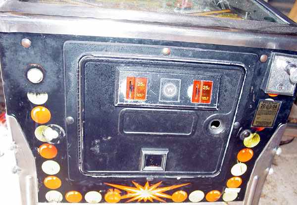 CYCLONE - Pinball Image