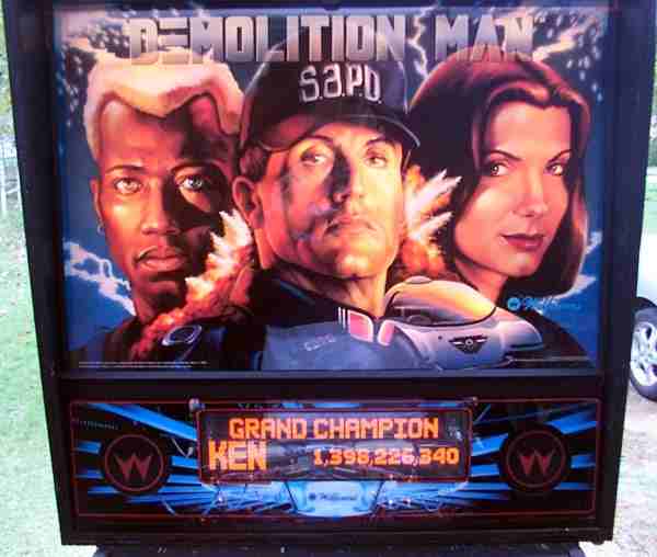 Demolition Man - Pinball Image