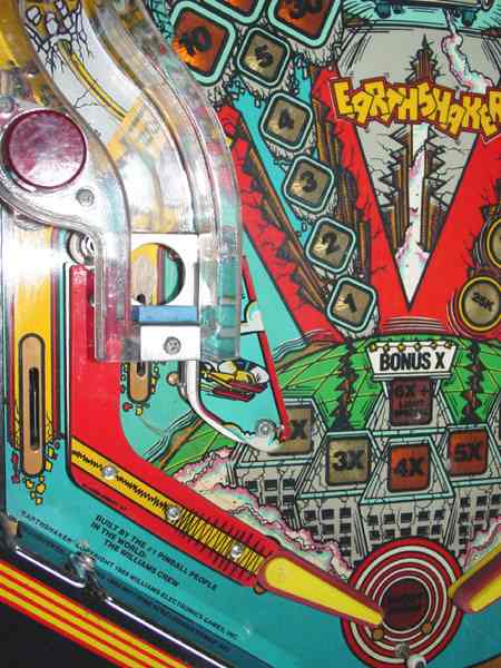 EARTH SHAKER - Pinball Image