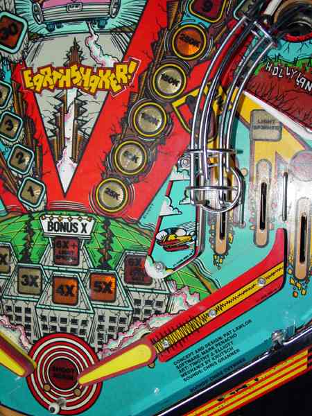 EARTH SHAKER - Pinball Image