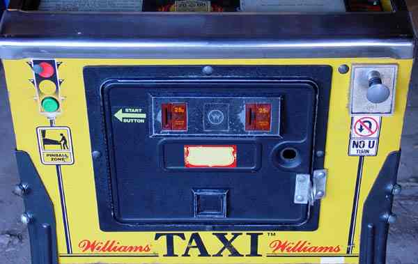 Taxi - Pinball Machine Image