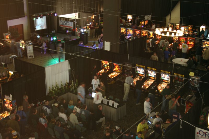 The main hall for the Texas Pinball Festival 2009