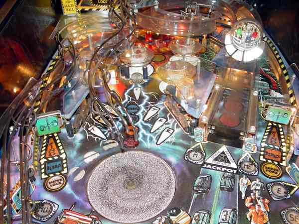 TWISTER - Pinball Machine Image