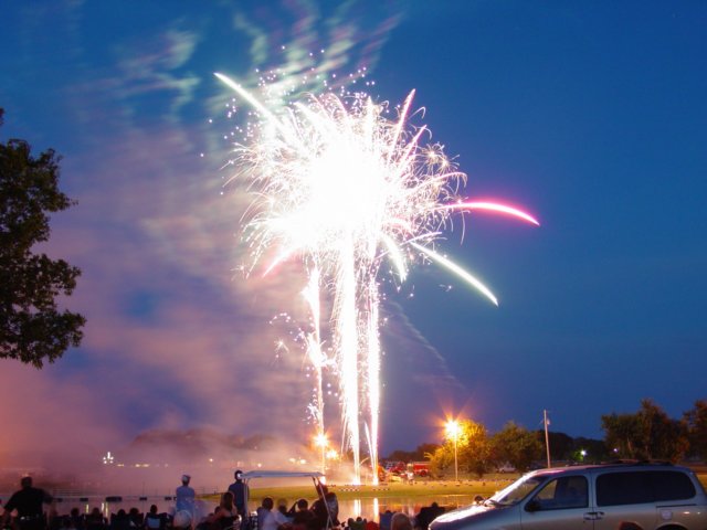 tioga_texas_fireworks_200631.jpg