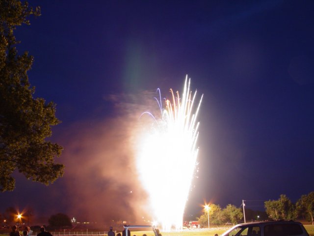 tioga_texas_fireworks_200641.jpg