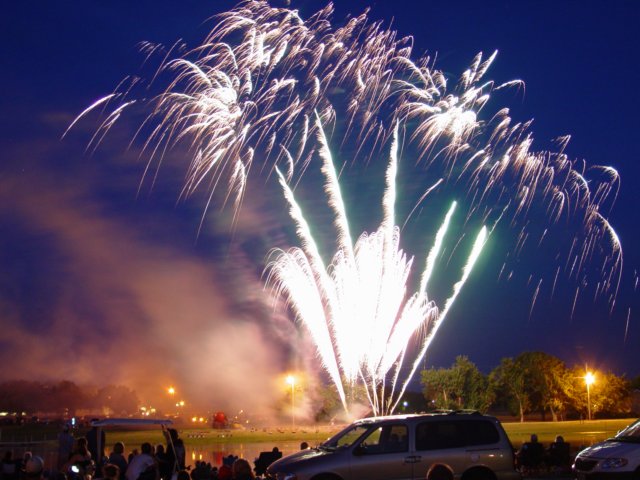 tioga_texas_fireworks_200650.jpg