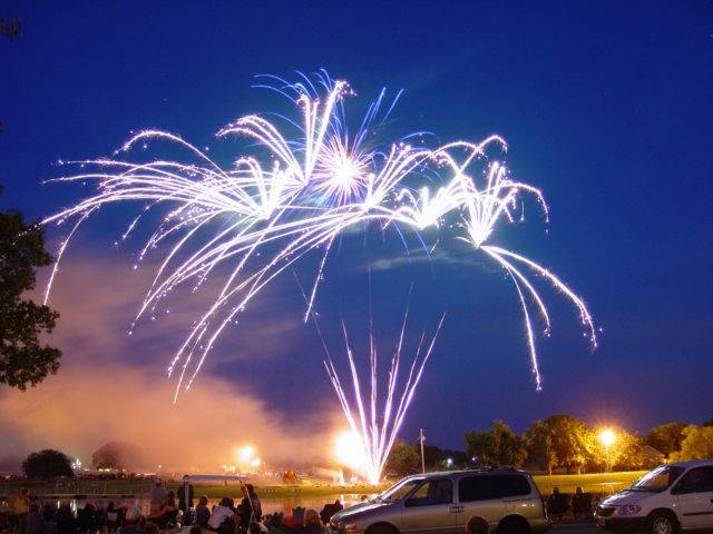 tioga_texas_fireworks_200662.jpg
