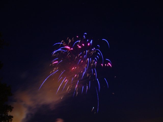 tioga_texas_fireworks_20069.jpg