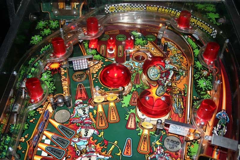 Banzai Run Pinball By Williams - Photo Banzai Run Pinball By Williams - Photo
