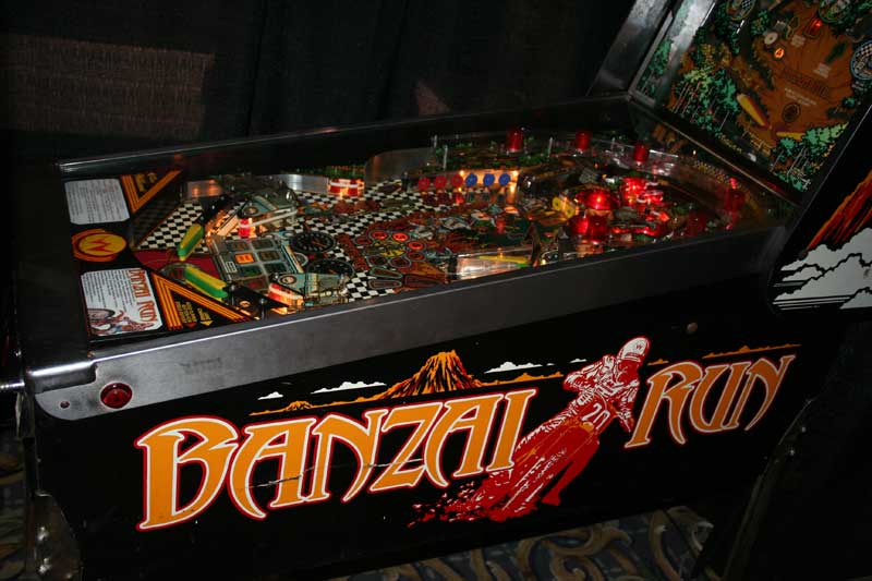 Banzai Run Pinball By Williams - Photo Banzai Run Pinball By Williams - Photo