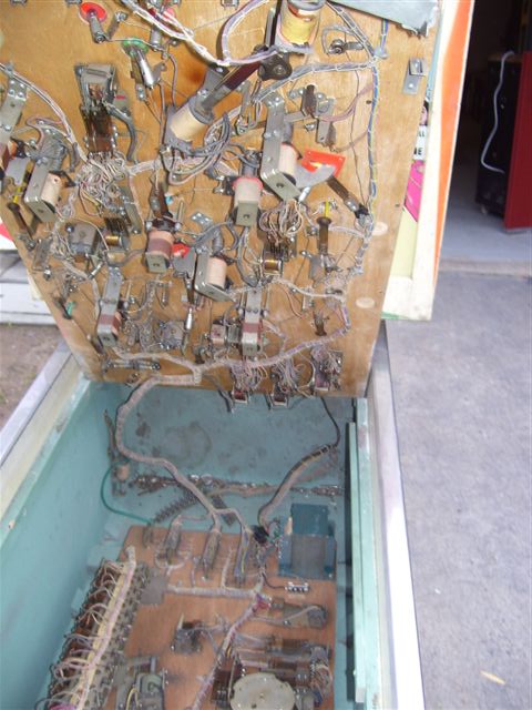 Big Champ Pinball By Alben of 1964 - Photo Big Champ Pinball By Alben of 1964 - Photo
