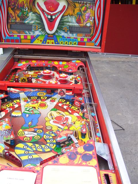Clown Pinball By Zaccaria of 1985 - Photo Clown Pinball By Zaccaria of 1985 - Photo