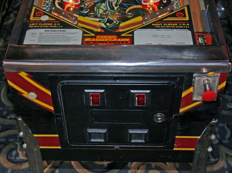 Cosmic Gunfight Pinball By Williams - Photo Cosmic Gunfight Pinball By Williams - Photo