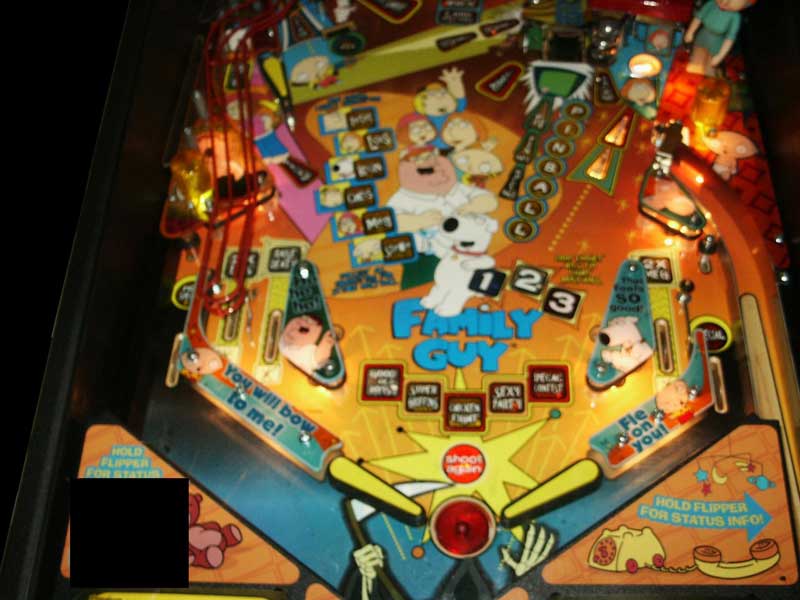 Family Guy Pinball Machine - Pinball Image