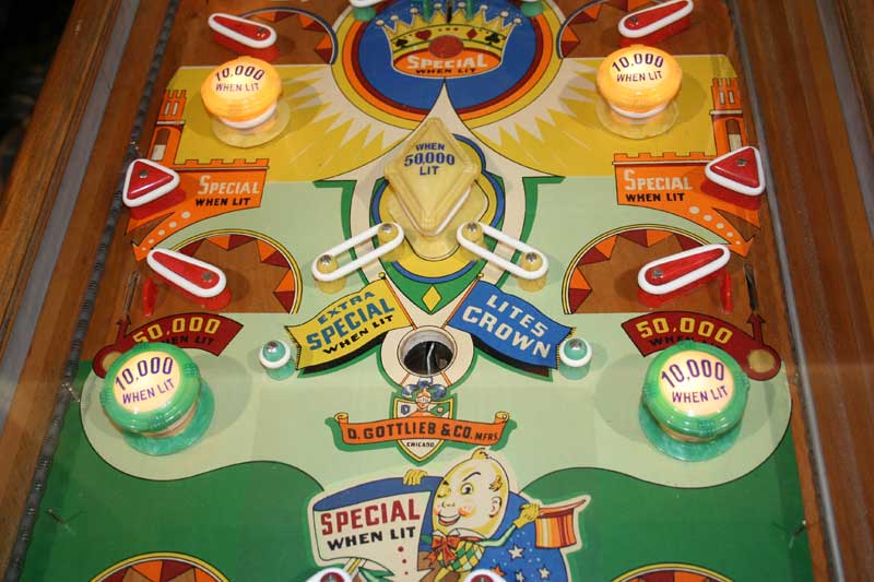 Humpty Dumpty Pinball By D. Gottlieb & Company - Photo Humpty Dumpty Pinball By D. Gottlieb & Company - Photo