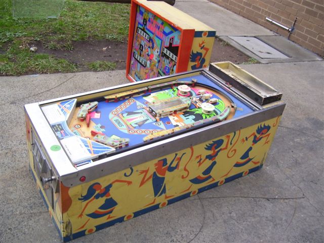 Jubilee Pinball By Williams - Photo Jubilee Pinball By Williams - Photo