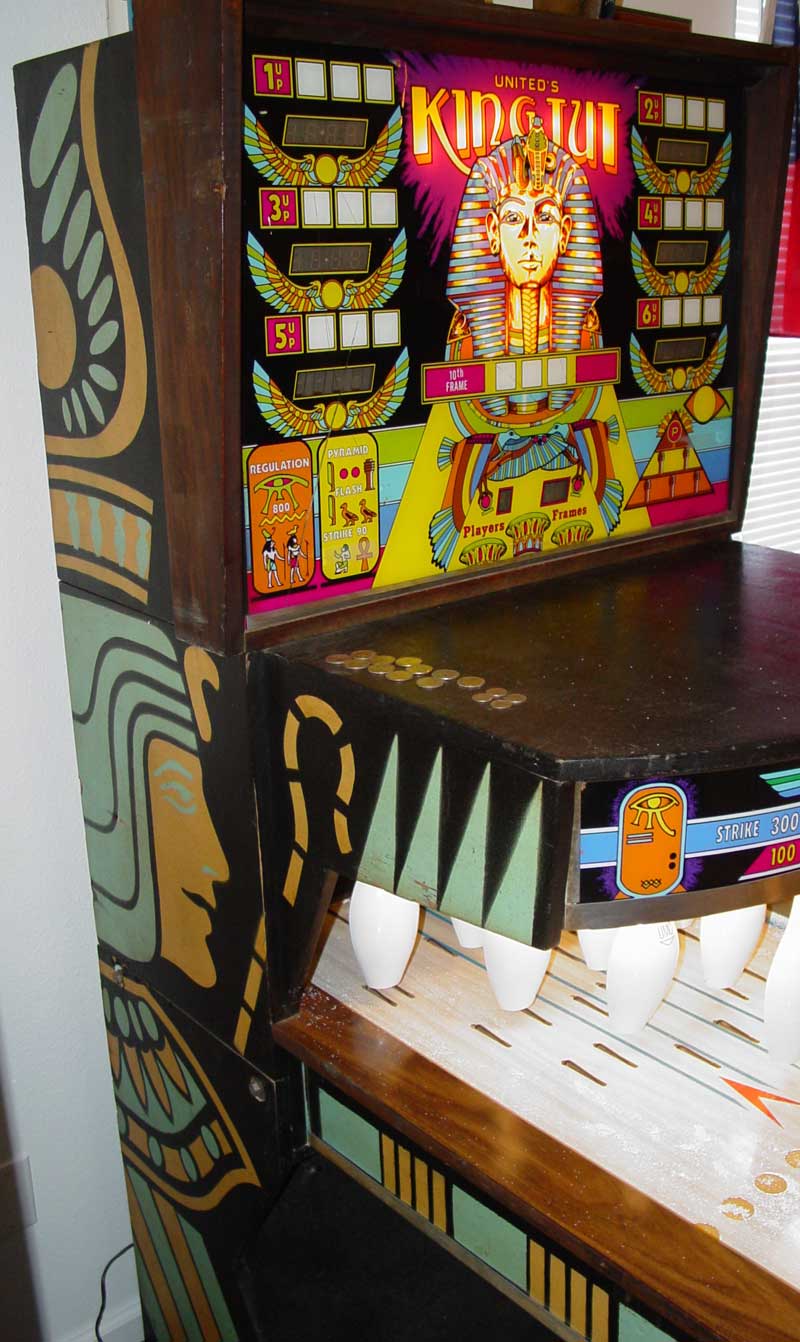 King Tut Shuffle Alley Bowler By Williams United - Photo