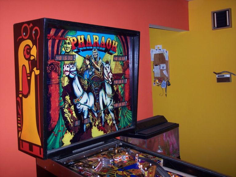 Pharaoh Pinball By Williams - Photo