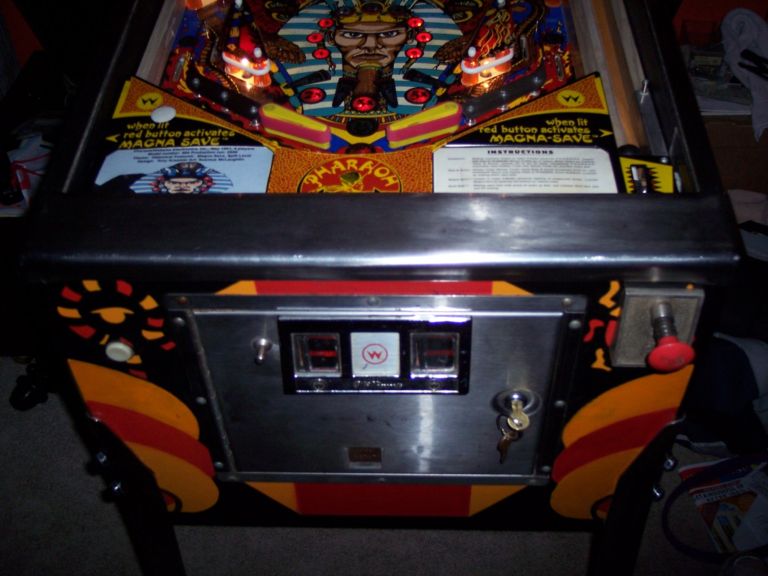 Pharaoh Pinball By Williams - Photo