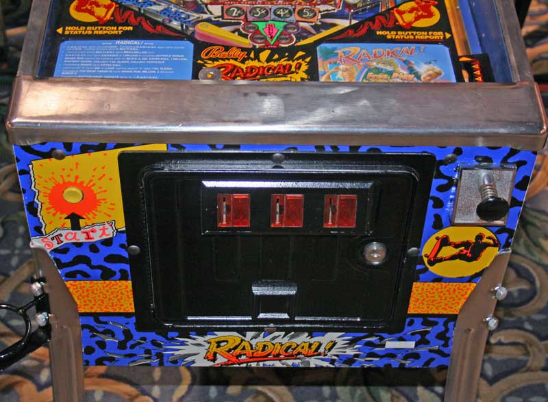 Radical Pinball By Bally - Photo