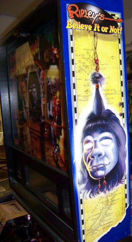 Ripley's Believe It Or Not Pinball By Stern 2004 - Phot