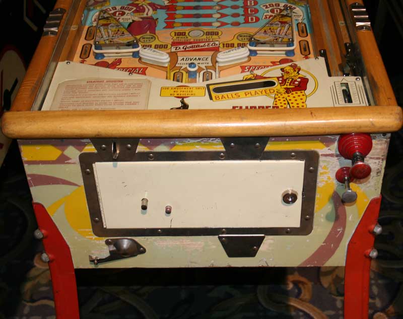 Straight Shooter Pinball By D. Gottlieb & Company - Photo