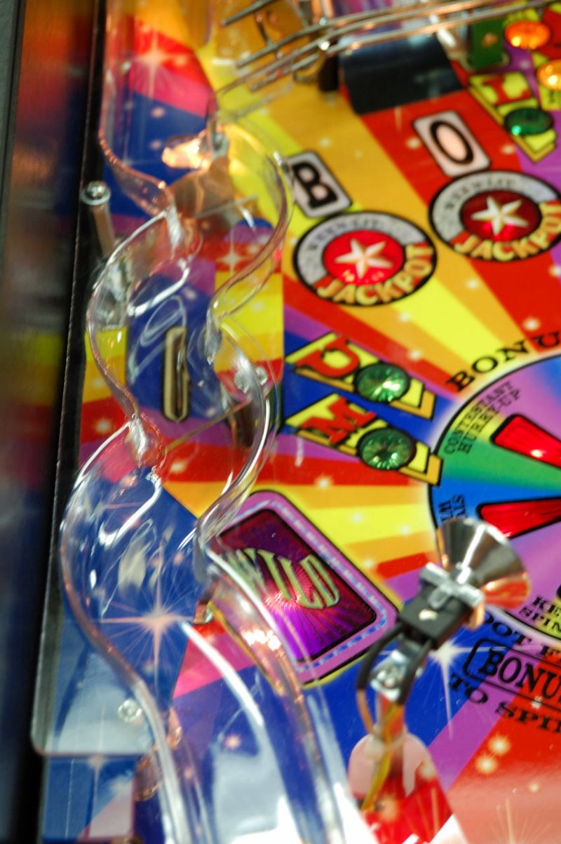 wheel_of_fortune_pinball_10.jpg