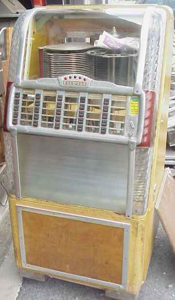 ROCKOLA Rocket Jukebox Model 1432 - Photo