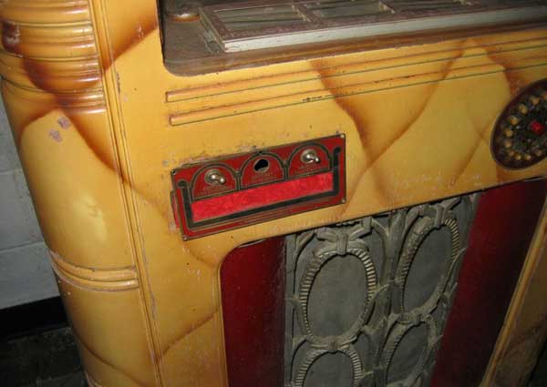 Wurlitzer Model 716 Jukebox Wurlitzer Model 716 Jukebox