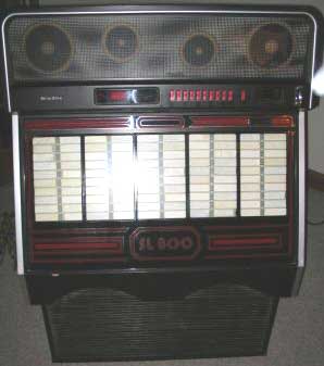Wurlitzer Model SL-800 Jukebox - Photo