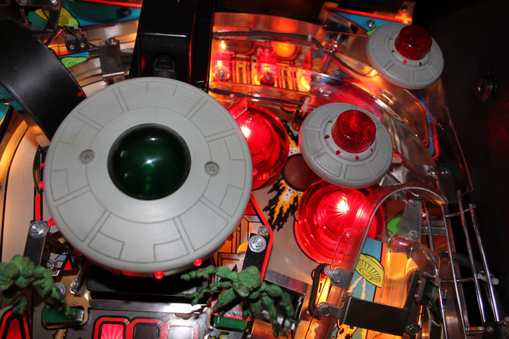 attack_from_mars_bally_pinball13.jpg
