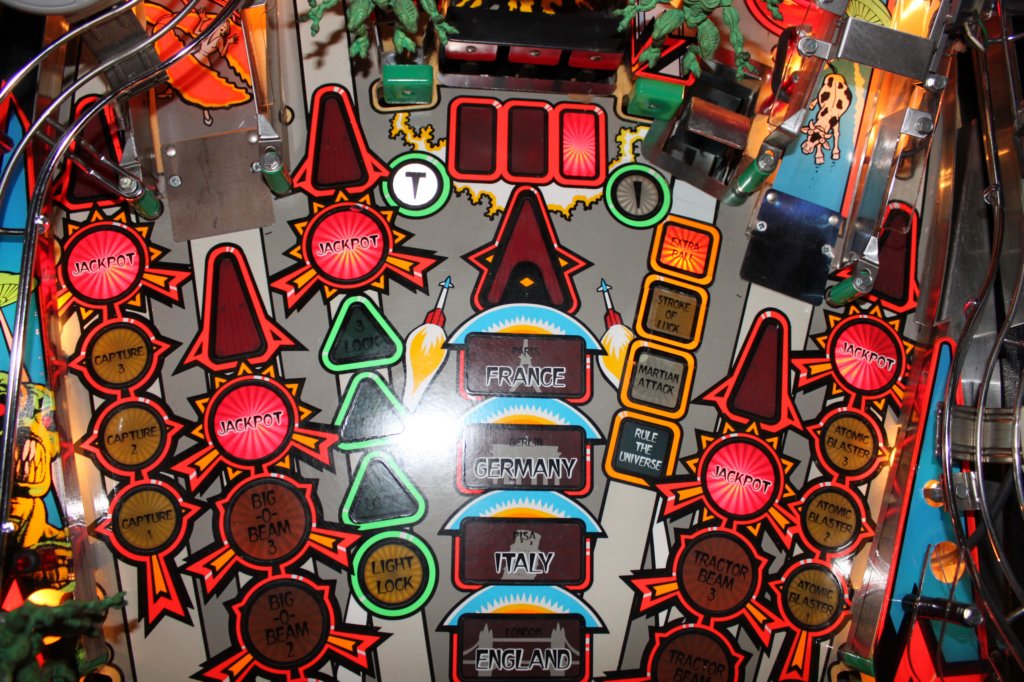 attack_from_mars_bally_pinball15.jpg