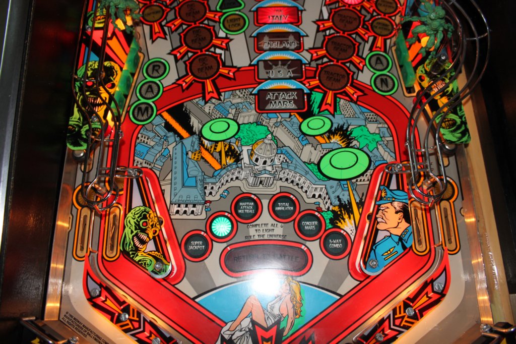 attack_from_mars_bally_pinball8.jpg