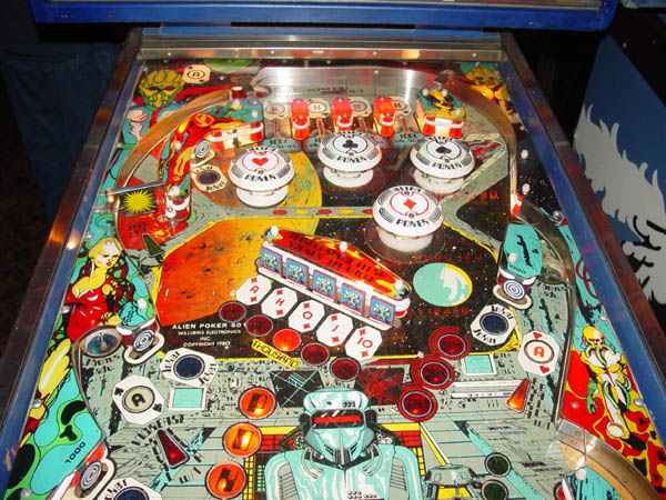 Alien Poker Pinball - Photo
