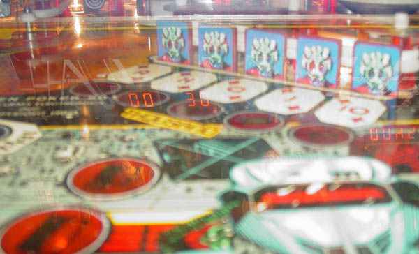 Alien Poker Pinball - Photo