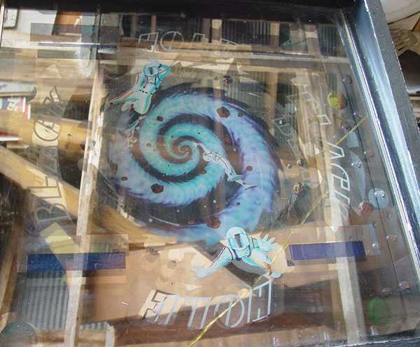 Black Hole Pinball - Machine Image