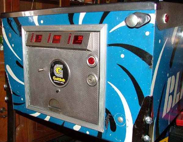 Black Hole Pinball - Machine Image