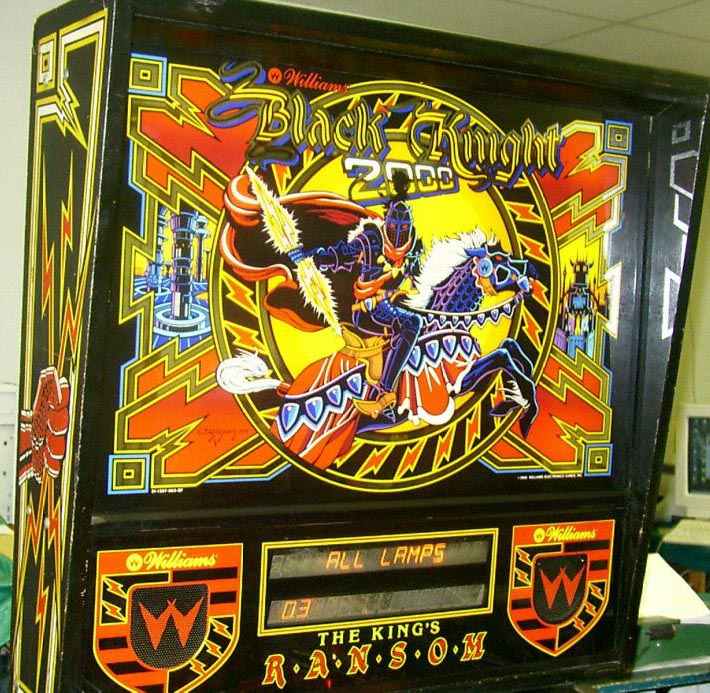 Black Knight 2000 Pinball By Williams - Photo