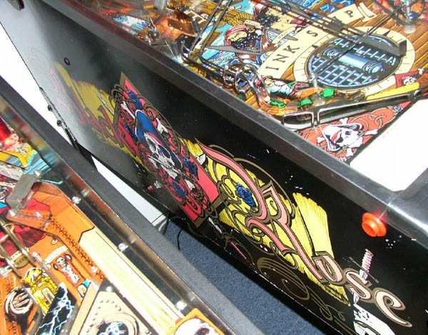 Black Rose Pinball By Bally - Photo