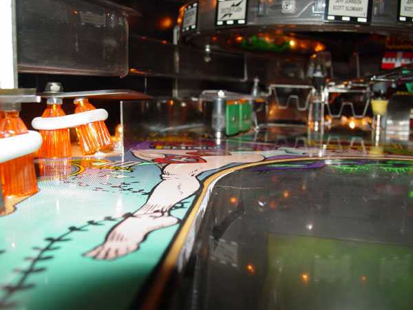 Creature From The Black Lagoon - Pinball Image