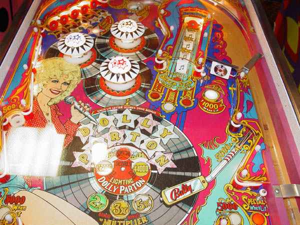 Dolly Parton Pinball By Bally - Photo