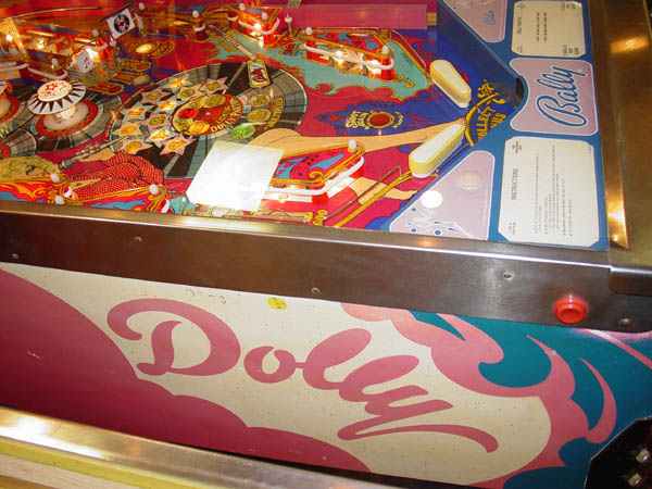Dolly Parton Pinball By Bally - Photo