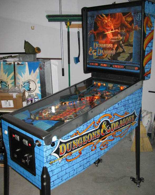 Dungeons & Dragons Pinball By Bally - Photo