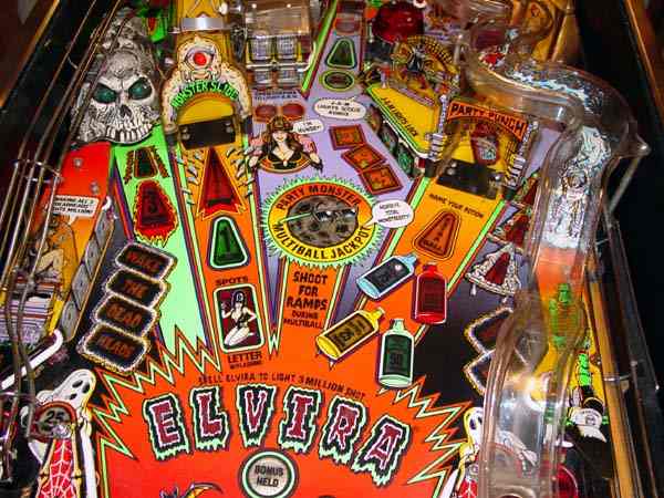 ELVIRA & THE PARTY MONSTERS - Pinball Image