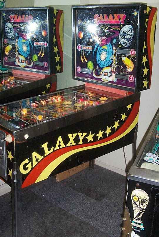 Galaxy Pinball By Stern - Photo